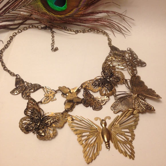 Jewelry - BUTTERFLY NECKLACE